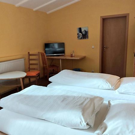 Gaestehaus Langhammer Bubenreuth Номер фото