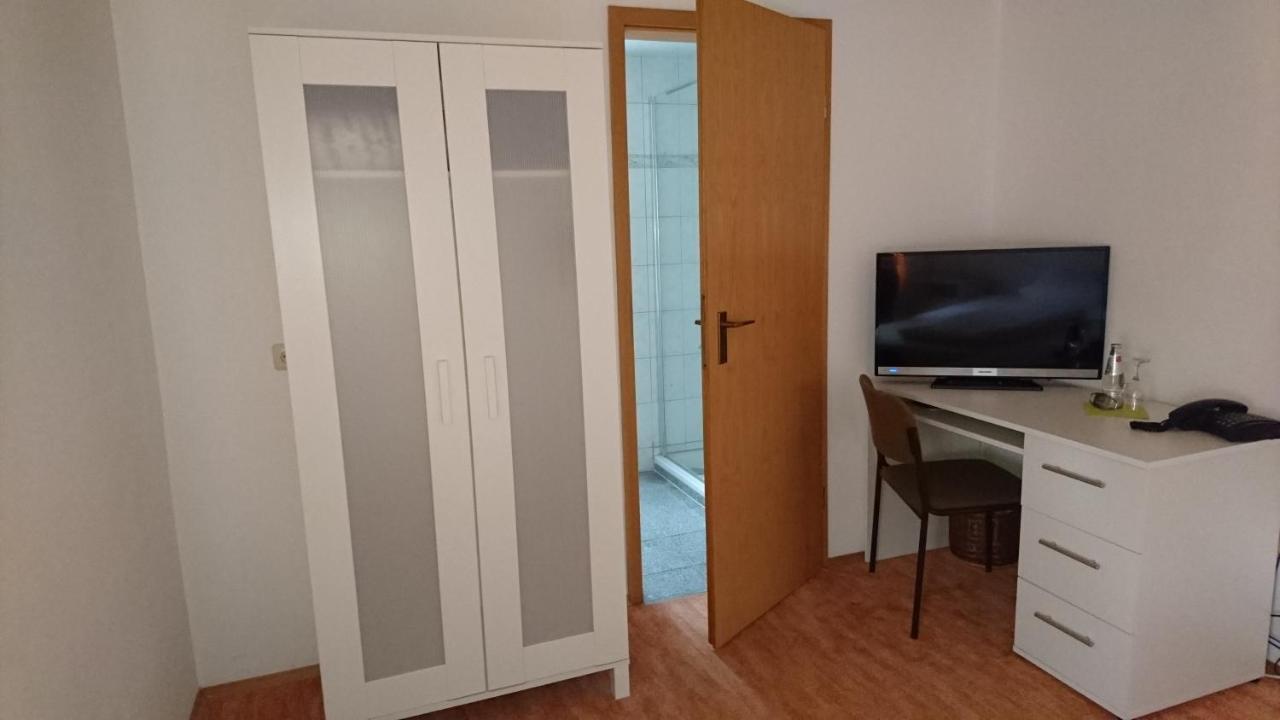 Gaestehaus Langhammer Bubenreuth Экстерьер фото